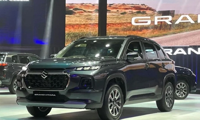 मारुति सुजुकी ग्रैंड विटारा का सीएनजी मॉडल लॉन्च, जानें कीमत मारुति सुजुकी ग्रैंड विटारा का सीएनजी मॉडल लॉन्च, जानें कीमत