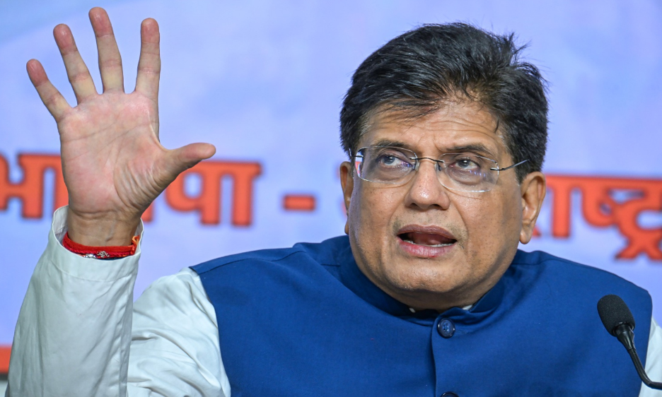 जीएसटी सुधार से पहले केंद्रीय मंत्री पीयूष गोयल की अपील, ग्राहकों तक पहुंचाएं टैक्स कटौती का फायदा जीएसटी सुधार से पहले केंद्रीय मंत्री पीयूष गोयल की अपील, ग्राहकों तक पहुंचाएं टैक्स कटौती का फायदा