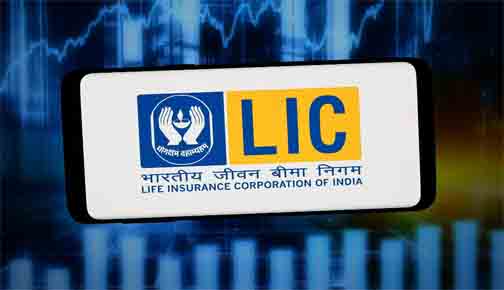 सरकार के हिस्सेदारी बेचने के ऐलान से LIC के शेयरों में बड़ी गिरावट सरकार के हिस्सेदारी बेचने के ऐलान से LIC के शेयरों में बड़ी गिरावट