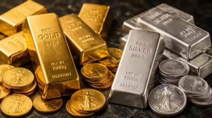 सोना 500 रुपये टूटा, चांदी स्थिर सोना 500 रुपये टूटा, चांदी स्थिर