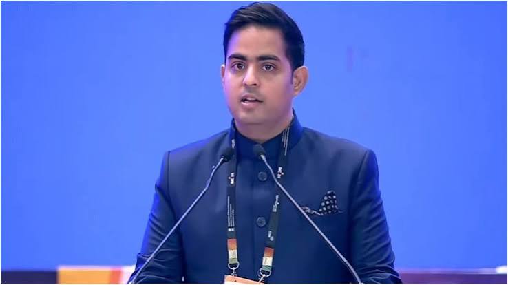 जियो शुल्क बढ़ाने के बजाय अतिरिक्त सेवाओं से बढ़ाएगी आयः आकाश अंबानी जियो शुल्क बढ़ाने के बजाय अतिरिक्त सेवाओं से बढ़ाएगी आयः आकाश अंबानी
