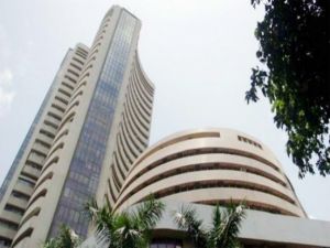सेंसेक्स में 235 अंक की तेजी