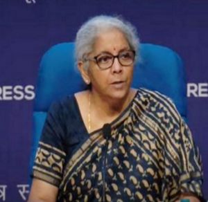  जीएसटी काउंसिल की बैठक में इन सामानों पर से घटाया गया टैक्स, म्यूकर माइकोसिस की दवा पर नहीं लगेगी जीएसटी