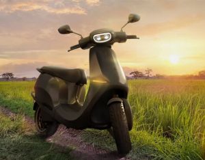   ओला के ई-स्कूटर के लिए एक लाख से अधिक बुकिंग मिलीं
