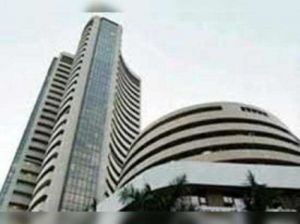  सेंसेक्स 639 अंक उछला, निफ्टी 15,800 के ऊपर पहुंचा