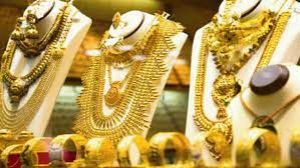   अपनी रिकॉर्ड कीमत से 8 हजार सस्ता हुआ सोना....जानें अब 10 ग्राम सोने का भाव क्या हुआ...