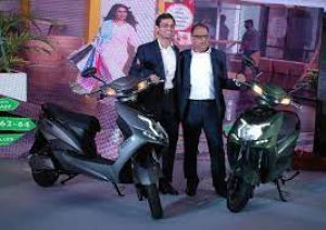  ओकाया ने पेश किया नया इलेक्ट्रिक स्कूटर 'फ्रीडम' , एक बार चार्ज होने पर चलेगा 250 किमी... जानें कीमत...