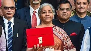  वर्ष 2023-24 के केंद्रीय बजट में चालू वित्त वर्ष के लिए देश की आर्थिक वृद्धि सात प्रतिशत रहने का अनुमान