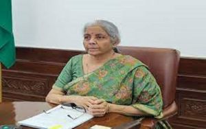   वित्‍तमंत्री निर्मला सीतारामण ने प्रौद्योगिकी के अधिक उपयोग से करदाताओं की संख्या बढ़ाने का अधिकारियों को निर्देश दिया