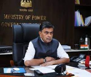  बिजली मंत्री ने उद्योगों को 'ग्रीन ओपन एक्सेस' नियम के अंतर्गत लक्ष्य निर्धारित करने को कहा