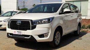 टोयोटा ने लॉन्च की Innova Crysta GX+, जानें कार प्राइस  