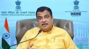 गडकरी का वित्त मंत्री से जीवन, चिकित्सा बीमा प्रीमियम पर जीएसटी हटाने का आग्रह, विपक्ष का समर्थन