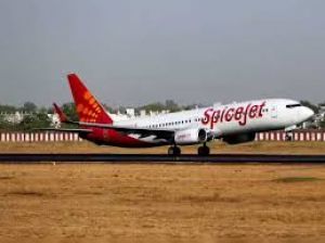 स्पाइसजेट ने 32 नयी उड़ानें शुरू कीं