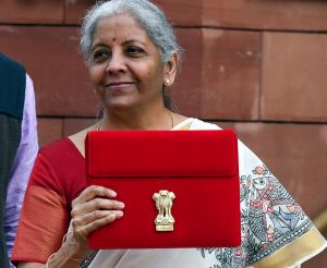 एक्सपर्ट्स का मत- ‘नया आयकर विधेयक कर कानूनों में बढ़ाएगा पारदर्शिता’ 