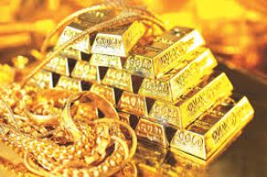 सोने की कीमतों में बड़ी गिरावट, 93,500 रुपये के नीचे पहुंचा दाम