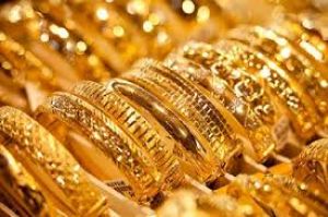 सोना नए शिखर पर, चांदी 3,400 रुपये फिसली सोना नए शिखर पर, चांदी 3,400 रुपये फिसली