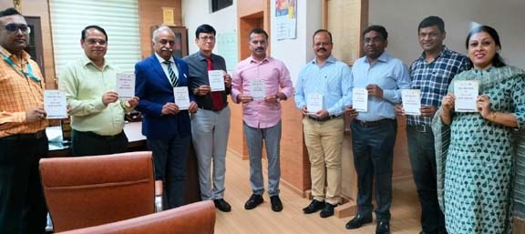 चिकित्सा अधिकारियों एवं स्टॉफ नर्सेज को डे-केयर कीमोथेरेपी का दिया गया विशेष प्रशिक्षण चिकित्सा अधिकारियों एवं स्टॉफ नर्सेज को डे-केयर कीमोथेरेपी का दिया गया विशेष प्रशिक्षण