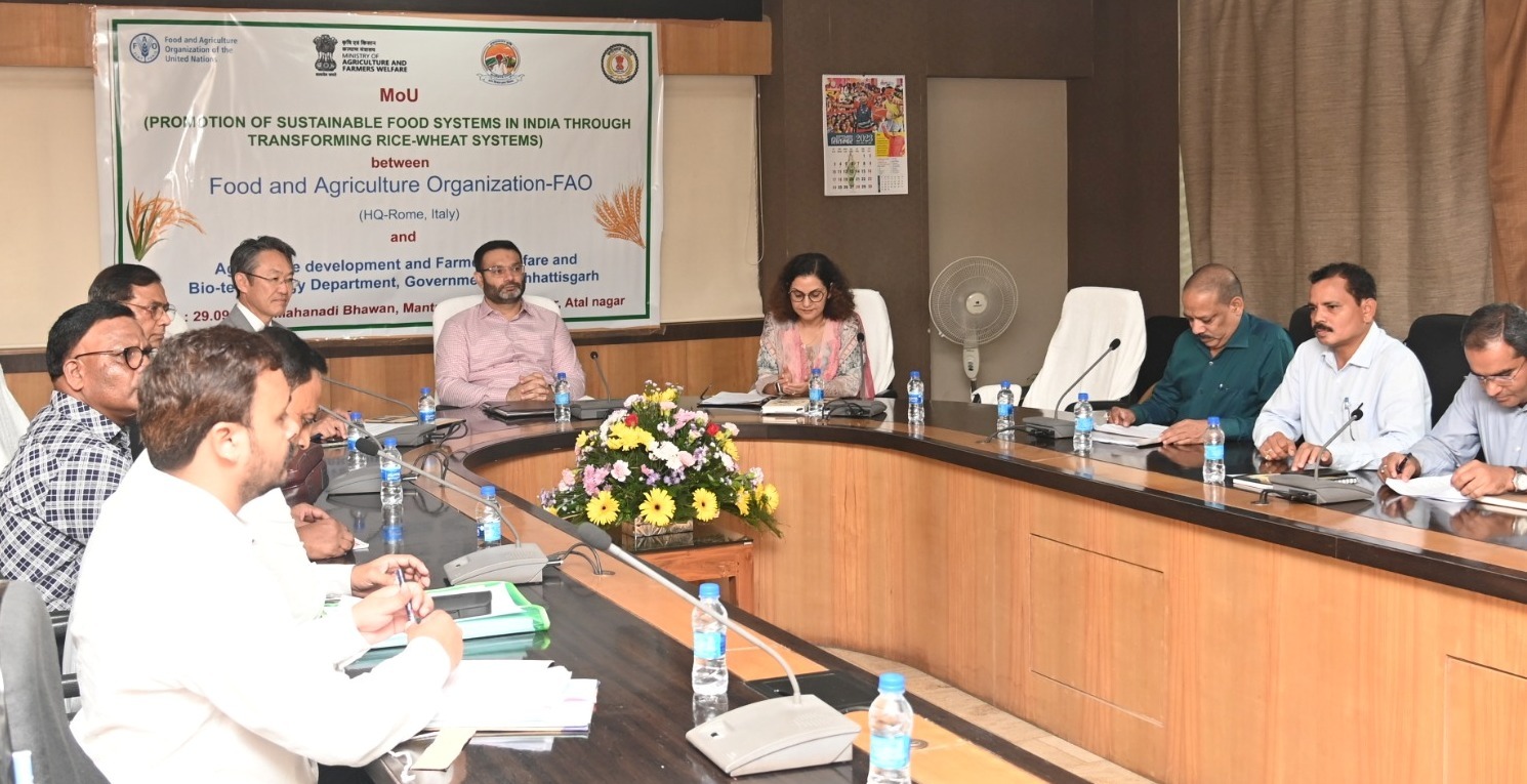 बलरामपुर और दंतेवाड़ा जिले में चावल व गेहूं की उत्पादकता बढ़ाने चलेगा विशेष कार्यक्रम बलरामपुर और दंतेवाड़ा जिले में चावल व गेहूं की उत्पादकता बढ़ाने चलेगा विशेष कार्यक्रम