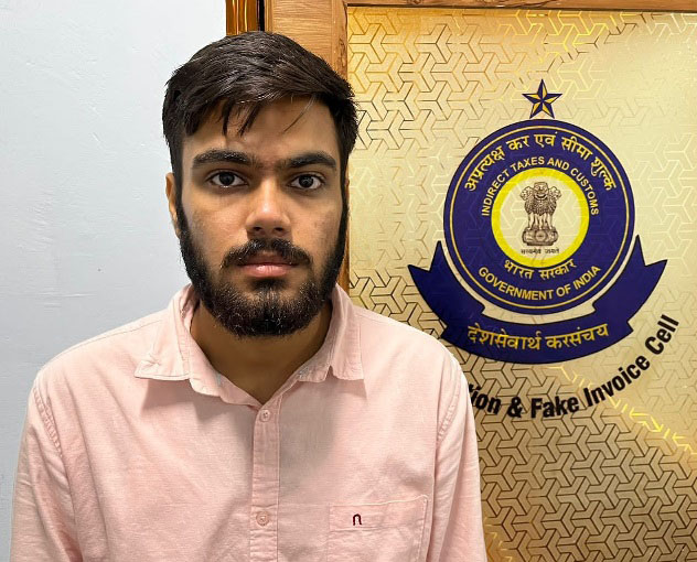 सीजीएसटी और केंद्रीय उत्पाद शुल्क, रायपुर ने पकड़ा फर्जी इनवॉइस रैकेट सीजीएसटी और केंद्रीय उत्पाद शुल्क, रायपुर ने पकड़ा फर्जी इनवॉइस रैकेट