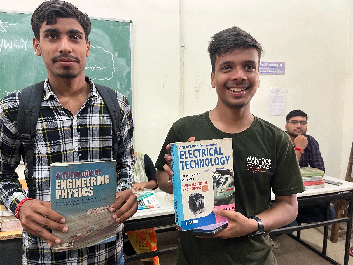 "स्वच्छता ही सेवा" : एनआईटी में ग्रीन लाइब्रेरी कार्यक्रम का किया गया आयोजन, दान की गई अध्ययन सामग्री "स्वच्छता ही सेवा" : एनआईटी में ग्रीन लाइब्रेरी कार्यक्रम का किया गया आयोजन, दान की गई अध्ययन सामग्री