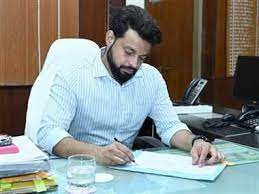 गोडाउन या वेयरहाउस में अवैध भण्डारण की जांच हेतु अधिकारी नियुक्त गोडाउन या वेयरहाउस में अवैध भण्डारण की जांच हेतु अधिकारी नियुक्त