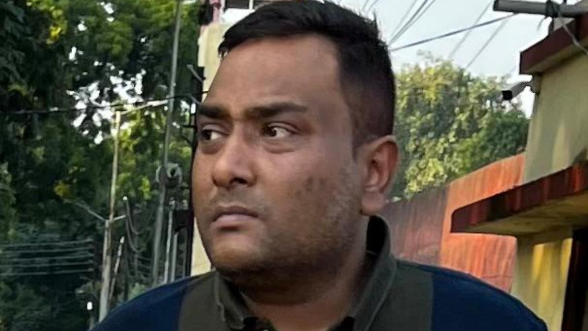 जीएसटी की चोरी के मामले में फेक इन्वाइस सेल की टीम ने लावण्या ट्रेडर्स संचालक राहुल सिंघल को किया गिरफ्तार जीएसटी की चोरी के मामले में फेक इन्वाइस सेल की टीम ने लावण्या ट्रेडर्स संचालक राहुल सिंघल को किया गिरफ्तार