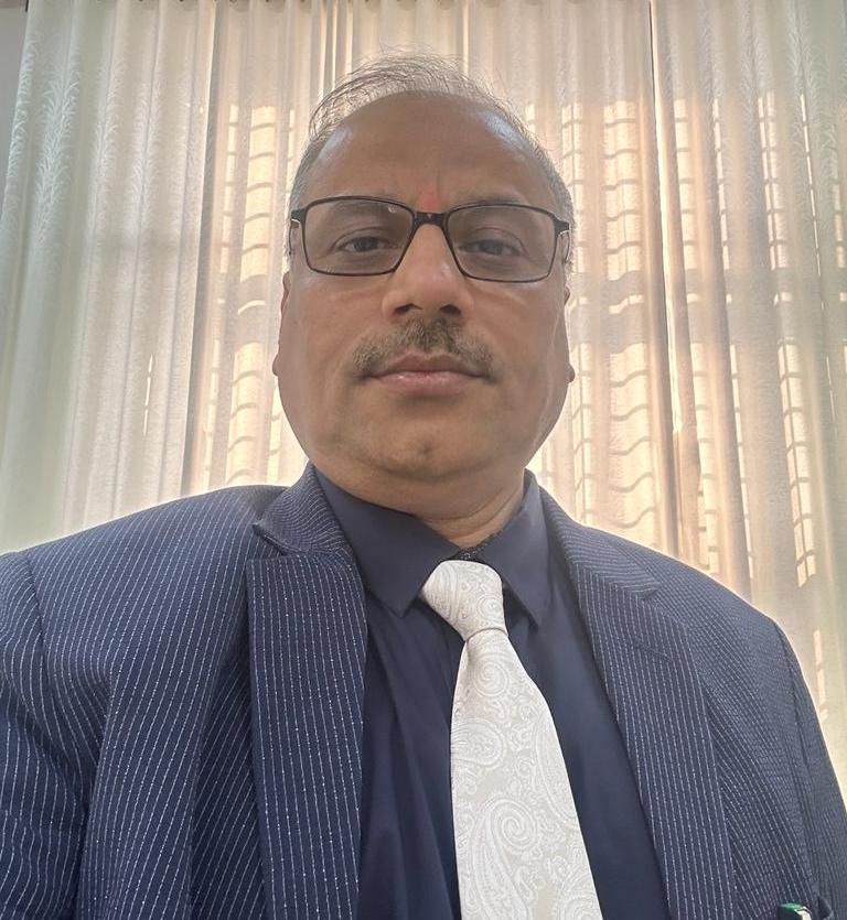 मुख्य न्यायाधिपति ने उच्च न्यायालय के समस्त अनुभागों, राज्य न्यायिक अकादमी और ए.डी.आर. बिल्डिंग का किया औचक निरीक्षण मुख्य न्यायाधिपति ने उच्च न्यायालय के समस्त अनुभागों, राज्य न्यायिक अकादमी और ए.डी.आर. बिल्डिंग का किया औचक निरीक्षण