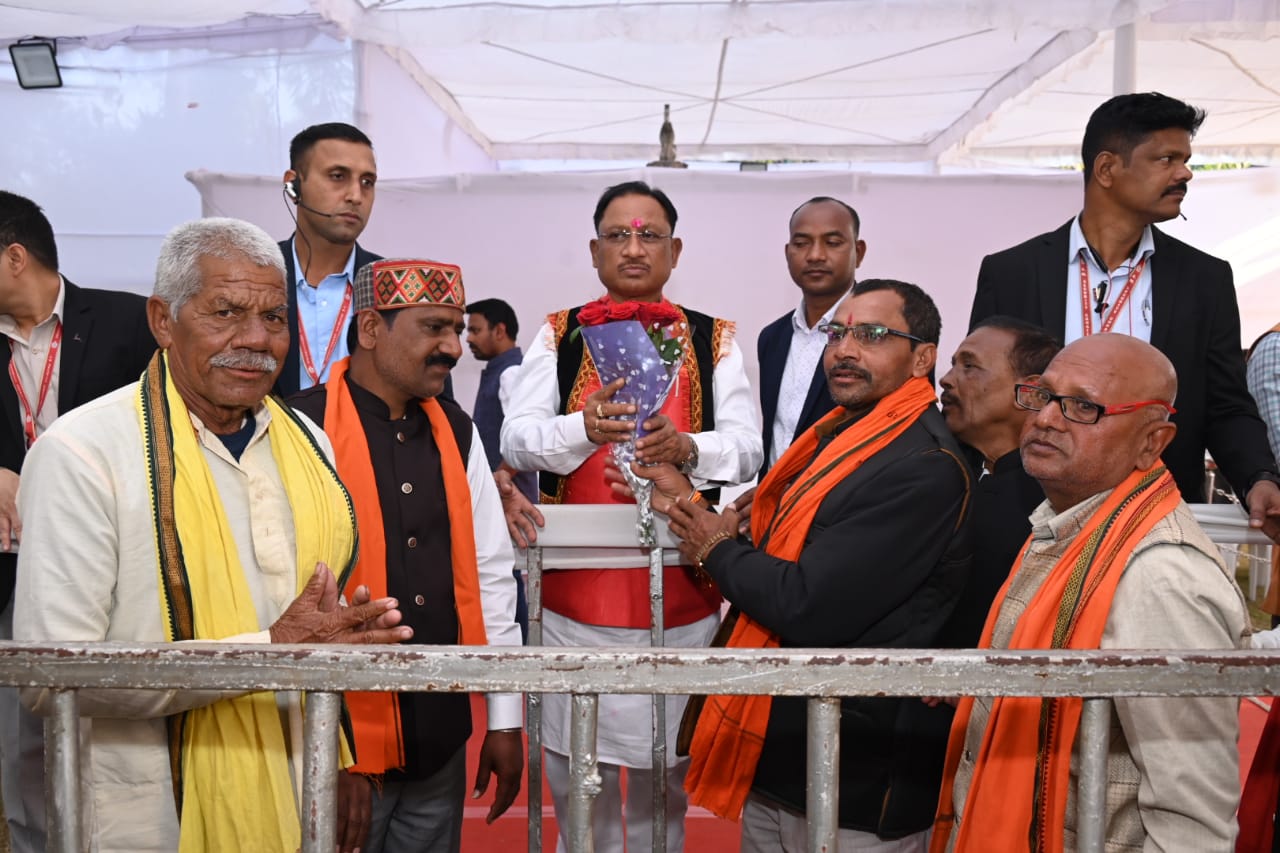 मुख्यमंत्री से यादव समाज के प्रतिनिधिमंडल ने की सौजन्य मुलाकात मुख्यमंत्री से यादव समाज के प्रतिनिधिमंडल ने की सौजन्य मुलाकात