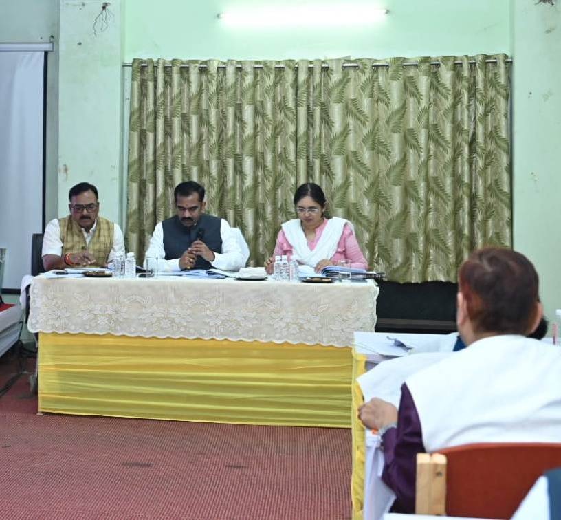 दिव्यांग बच्चों को दिलाएं रोजगार मूलक प्रशिक्षण: सचिव श्री एस. प्रकाश दिव्यांग बच्चों को दिलाएं रोजगार मूलक प्रशिक्षण: सचिव श्री एस. प्रकाश