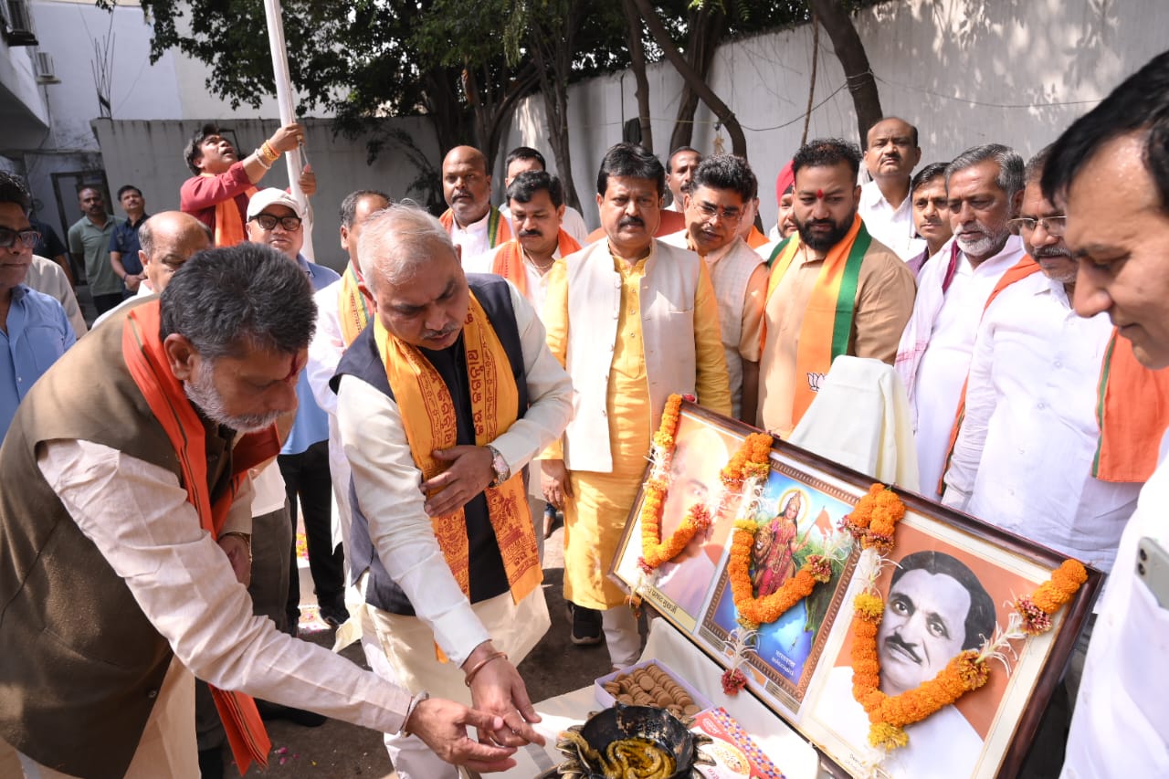 राष्ट्रवाद और अंत्योदय की भावना के साथ 6 अप्रैल को भाजपा का उदय हुआ : शिवप्रकाश राष्ट्रवाद और अंत्योदय की भावना के साथ 6 अप्रैल को भाजपा का उदय हुआ : शिवप्रकाश