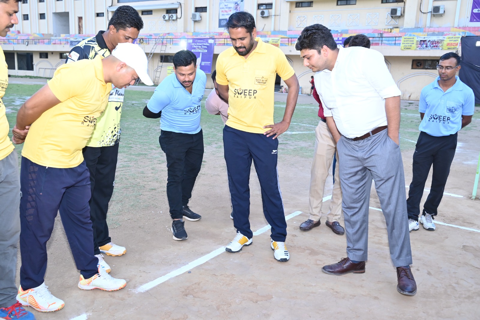 मतदाता जागरूकता के लिए अंतर विभागीय स्वीप क्रिकेट प्रतियोगिता संपन्न मतदाता जागरूकता के लिए अंतर विभागीय स्वीप क्रिकेट प्रतियोगिता संपन्न