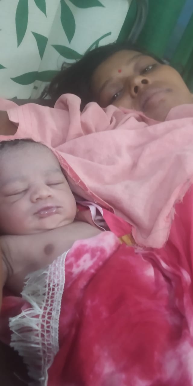 वोट डालकर अपने घर वापसी के उपरांत डिलीवरी वोट डालकर अपने घर वापसी के उपरांत डिलीवरी