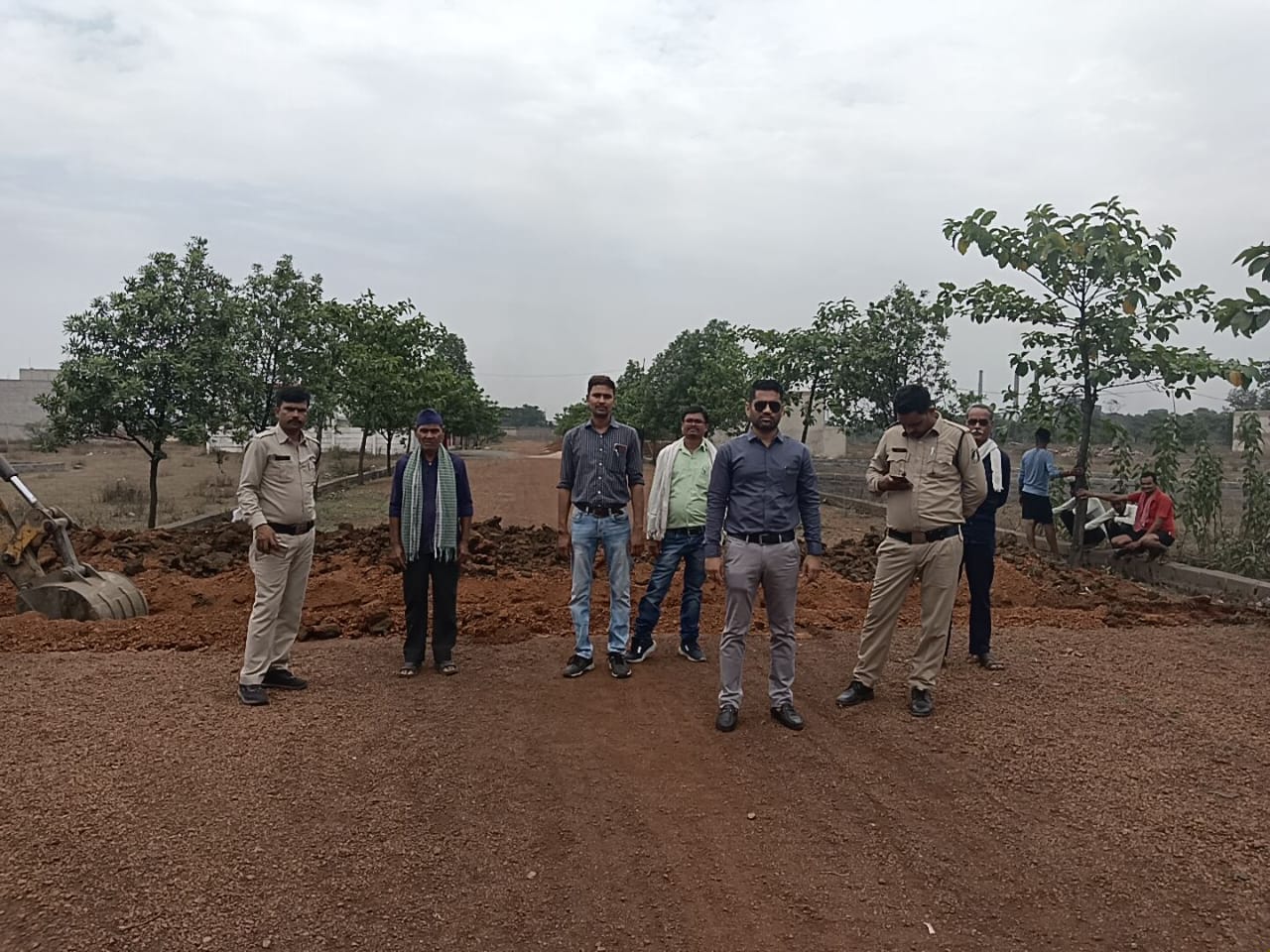 निमोरा, गोंदवारा व बोरियाखुर्द में अवैध प्लाटिंग, जिला प्रशासन ने की कार्रवाई निमोरा, गोंदवारा व बोरियाखुर्द में अवैध प्लाटिंग, जिला प्रशासन ने की कार्रवाई