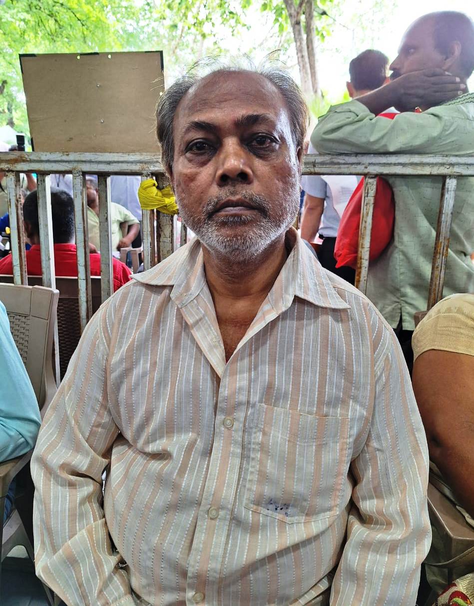 मुख्यमंत्री के निर्देश पर श्रम विभाग ने बिना नोटिस काम से निकालने वाली कंपनी को किया तलब, कंपनी द्वारा कर्मचारी को तत्काल एक लाख रुपए का भुगतान मुख्यमंत्री के निर्देश पर श्रम विभाग ने बिना नोटिस काम से निकालने वाली कंपनी को किया तलब, कंपनी द्वारा कर्मचारी को तत्काल एक लाख रुपए का भुगतान