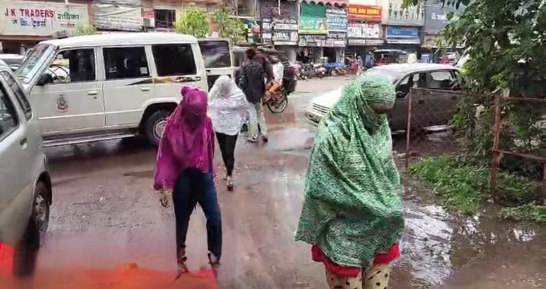 भिलाई के पावर हाऊस स्थित लाज में हो रहा था देह व्यापार, 7 आरोपी न्यायिक रिमाण्ड पर भेजे गए भिलाई के पावर हाऊस स्थित लाज में हो रहा था देह व्यापार, 7 आरोपी न्यायिक रिमाण्ड पर भेजे गए