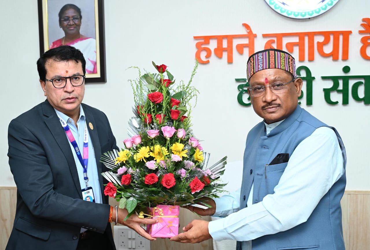 मुख्यमंत्री से एसबीआई के मुख्य महाप्रबंधक चंद्रशेखर शर्मा ने की सौजन्य मुलाकात मुख्यमंत्री से एसबीआई के मुख्य महाप्रबंधक चंद्रशेखर शर्मा ने की सौजन्य मुलाकात