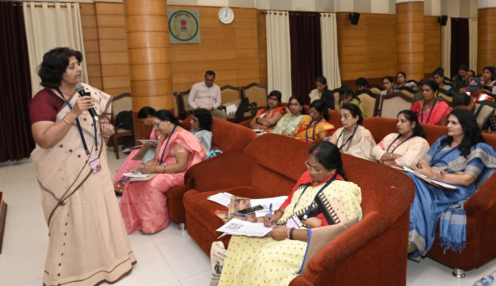 महिलाओं के स्वास्थ्य, शिक्षा और पोषण पर बने विशेष रणनीति महिलाओं के स्वास्थ्य, शिक्षा और पोषण पर बने विशेष रणनीति