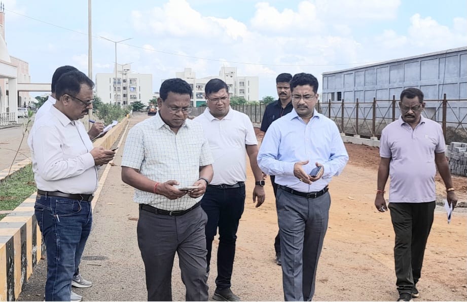 प्रमुख सचिव सोनमणि बोरा ने नवा रायपुर में निर्माणाधीन शहीद वीर नारायण सिंह संग्रहालय का किया निरीक्षण प्रमुख सचिव सोनमणि बोरा ने नवा रायपुर में निर्माणाधीन शहीद वीर नारायण सिंह संग्रहालय का किया निरीक्षण