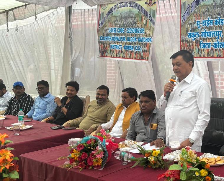 शिक्षा की दिशा में किए जा रहे प्रयासों से बालिकाओं को लाभ के साथ-साथ आत्मविश्वास भी बढ़ा: उद्योग मंत्री श्री देवांगन शिक्षा की दिशा में किए जा रहे प्रयासों से बालिकाओं को लाभ के साथ-साथ आत्मविश्वास भी बढ़ा: उद्योग मंत्री श्री देवांगन