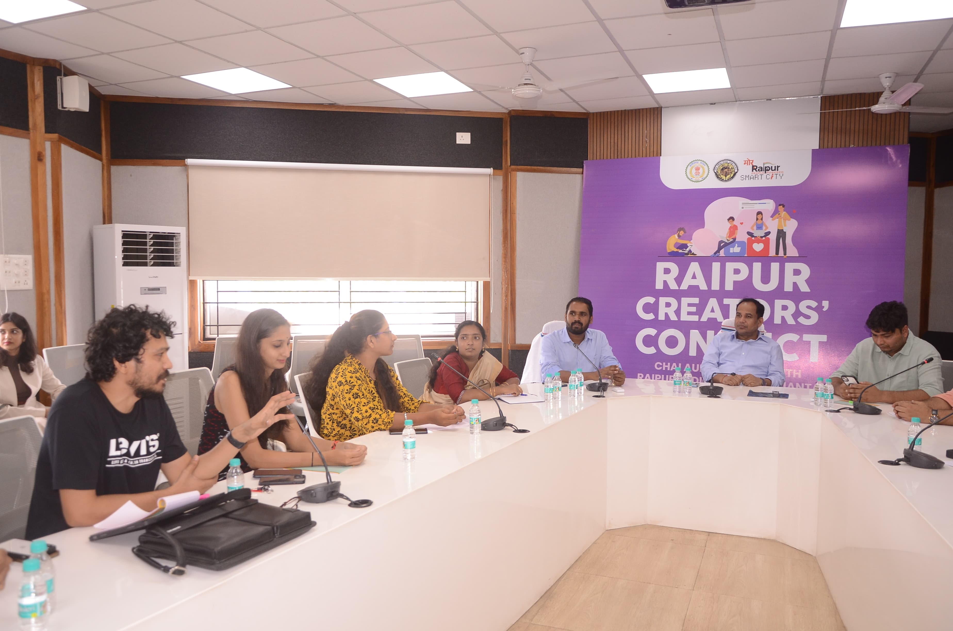 आर्मी के शौर्य का प्रदर्शन सोशल मीडिया के माध्यम से दिखाएंगे इंफ्लुएंसर आर्मी के शौर्य का प्रदर्शन सोशल मीडिया के माध्यम से दिखाएंगे इंफ्लुएंसर