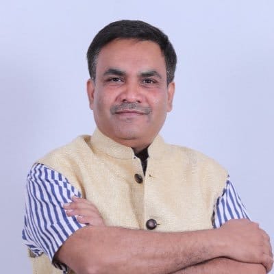 छत्तीसगढ़ राज्य वक्फ बोर्ड के डॉ. सलीम राज बने निर्विरोध अध्यक्ष छत्तीसगढ़ राज्य वक्फ बोर्ड के डॉ. सलीम राज बने निर्विरोध अध्यक्ष