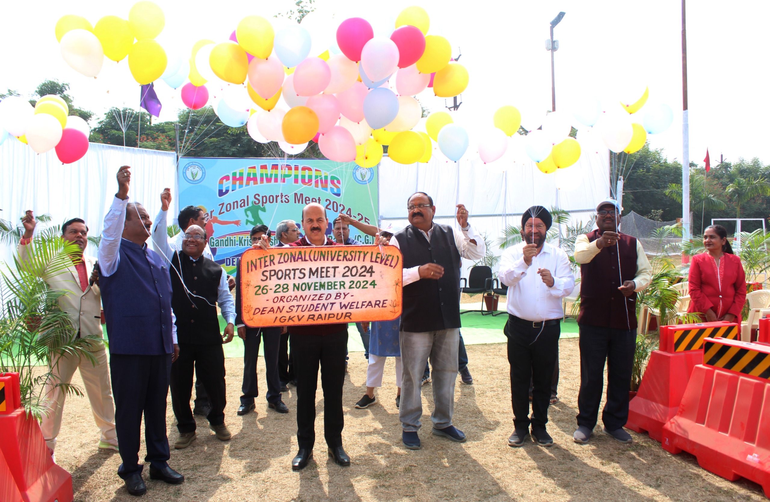 कृषि विश्वविद्यालय की खेल प्रतिभाओं को निखारने हेतु दी जाएंगी हर संभव सुविधाएं : डॉ. चंदेल कृषि विश्वविद्यालय की खेल प्रतिभाओं को निखारने हेतु दी जाएंगी हर संभव सुविधाएं : डॉ. चंदेल