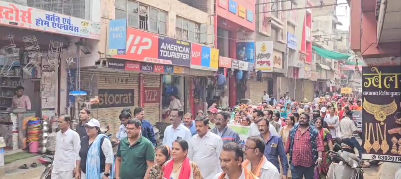 शासन के 1 वर्ष पूर्ण होने के उपलक्ष्य में चला प्लास्टिक मुक्त भिलाई बनाने का जागरूकता अभियान शासन के 1 वर्ष पूर्ण होने के उपलक्ष्य में चला प्लास्टिक मुक्त भिलाई बनाने का जागरूकता अभियान