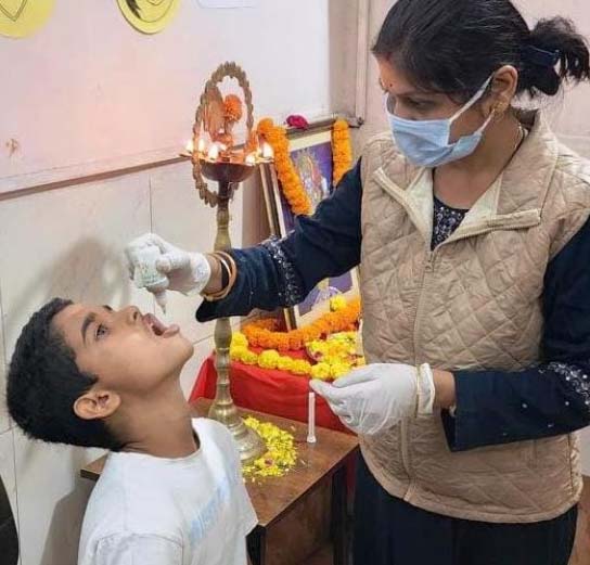 स्वर्णप्राशन एवं बाल रक्षा किट के लिए आयुर्वेद महाविद्यालय चिकित्सालय में उमड़ी भीड़ स्वर्णप्राशन एवं बाल रक्षा किट के लिए आयुर्वेद महाविद्यालय चिकित्सालय में उमड़ी भीड़