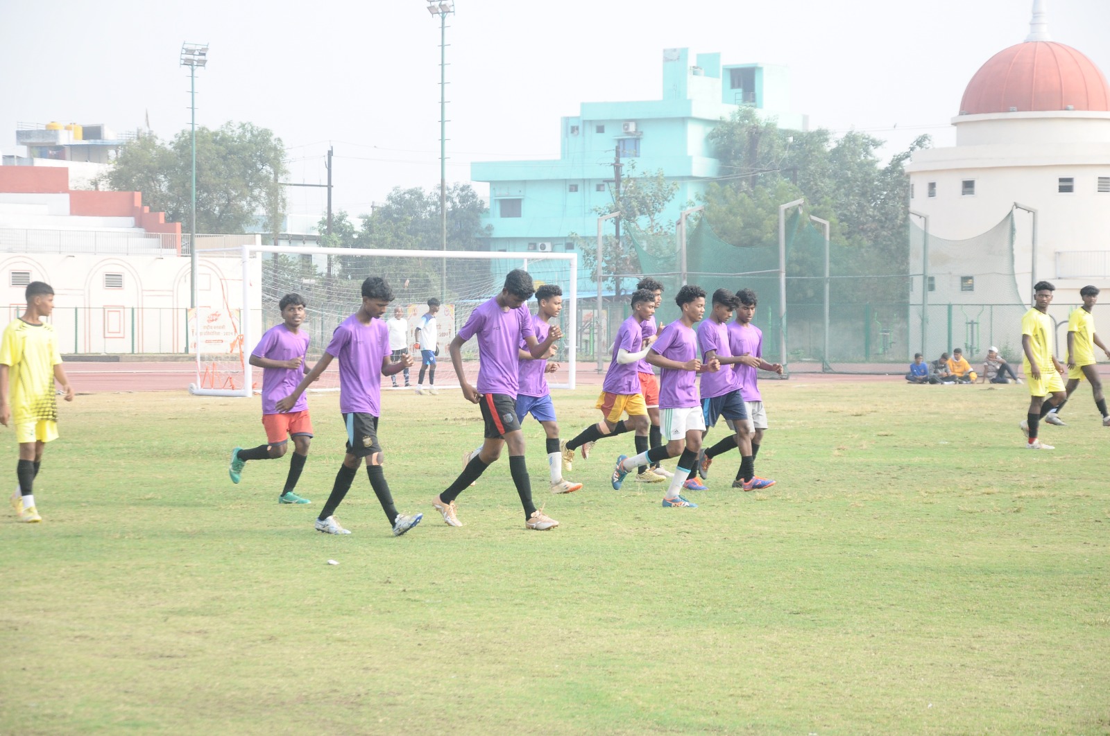 24वीं राष्ट्रीय वनवासी क्रीड़ा प्रतियोगिता : दूसरे दिन फुटबॉल के 13 मैच, 40 मीटर और 30 मीटर आर्चरी स्पर्धाओं में खिलाड़ियों ने दिखाया दमख़म 24वीं राष्ट्रीय वनवासी क्रीड़ा प्रतियोगिता : दूसरे दिन फुटबॉल के 13 मैच, 40 मीटर और 30 मीटर आर्चरी स्पर्धाओं में खिलाड़ियों ने दिखाया दमख़म