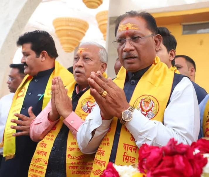 बागेश्वर धाम में ऐतिहासिक आयोजन : 251 निर्धन कन्याओं का विवाह संपन्न होगा बागेश्वर धाम में ऐतिहासिक आयोजन : 251 निर्धन कन्याओं का विवाह संपन्न होगा