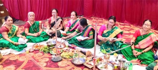 महाराष्ट्र मंडल में सामूहिक लघु रुद्रपाठ में 58 जोड़ों ने किया दुग्धाभिषेक महाराष्ट्र मंडल में सामूहिक लघु रुद्रपाठ में 58 जोड़ों ने किया दुग्धाभिषेक