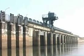 ग्रामों में निस्तारी पानी का संकट गहरा रहा, गंगरेल का पट खोलने की मांग उठी ग्रामों में निस्तारी पानी का संकट गहरा रहा, गंगरेल का पट खोलने की मांग उठी