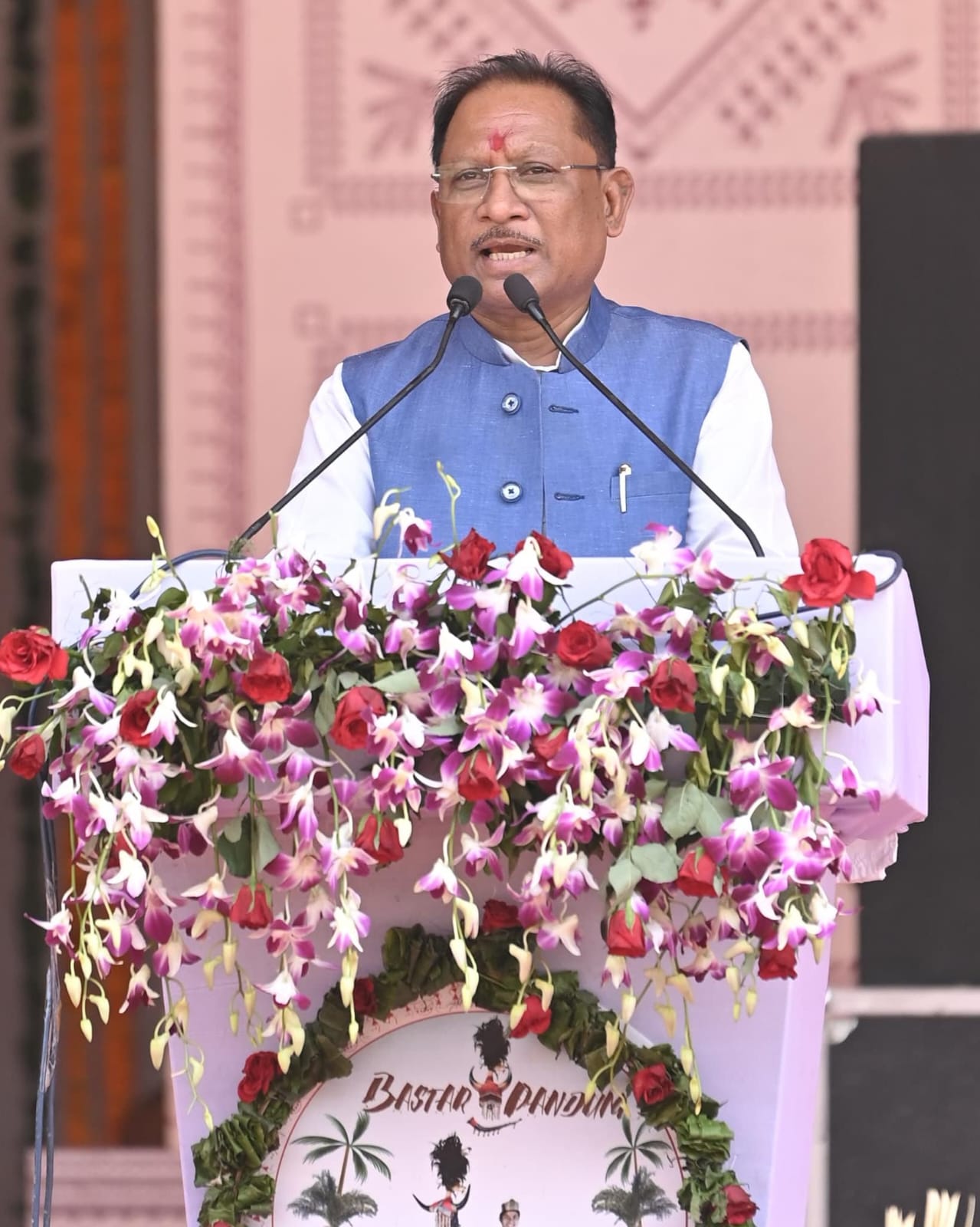 बस्तर के लोग अब विकास की ओर: नक्सलवाद के खात्मे के साथ लौटेंगे बस्तर के सुनहरे दिन - मुख्यमंत्री बस्तर के लोग अब विकास की ओर: नक्सलवाद के खात्मे के साथ लौटेंगे बस्तर के सुनहरे दिन - मुख्यमंत्री