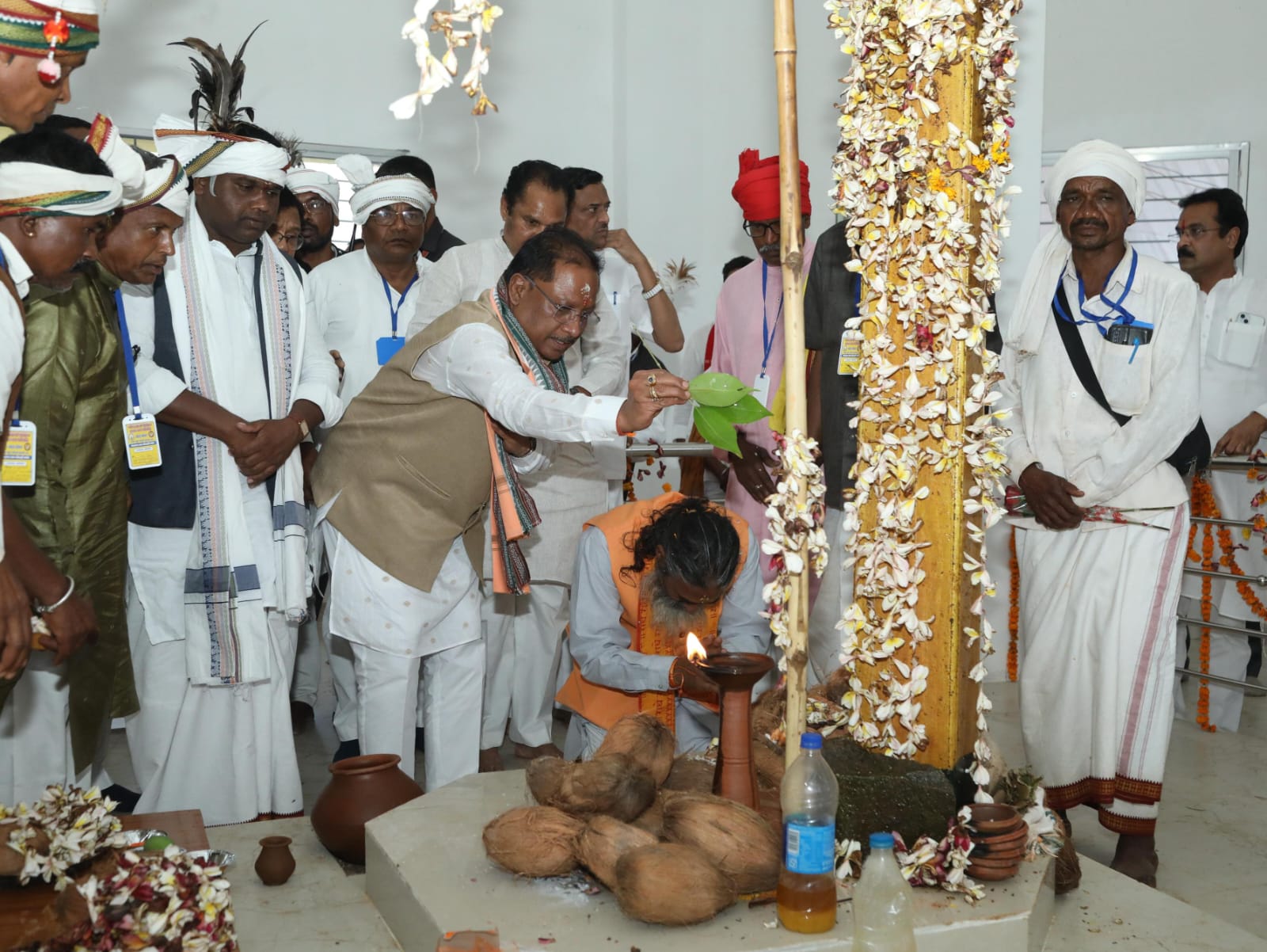 मुख्यमंत्री विष्णुदेव साय कांकेर जिले के मरका पंडुम में हुए शामिल मुख्यमंत्री विष्णुदेव साय कांकेर जिले के मरका पंडुम में हुए शामिल